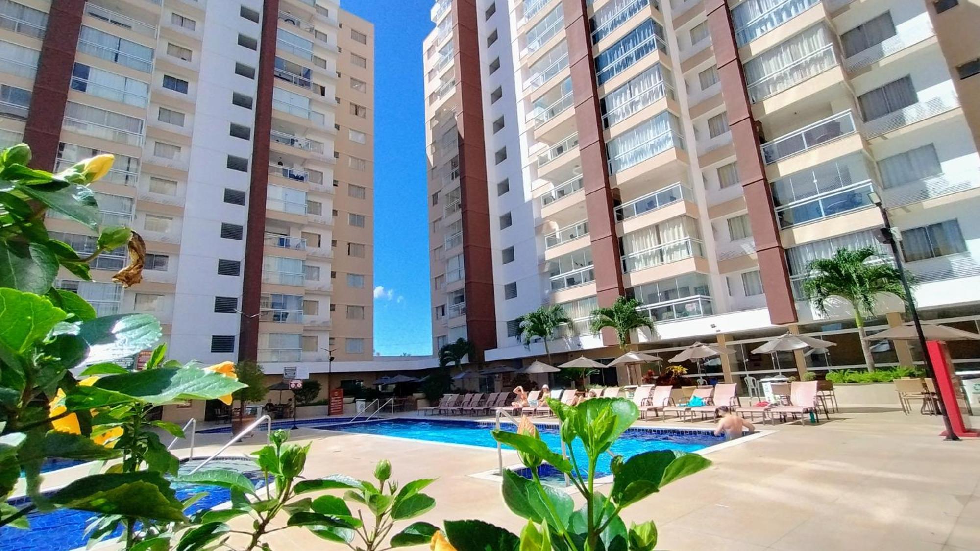 Casa Da Madeira Caldas Novas - Achei Ferias - Com Roupa De Cama エクステリア 写真